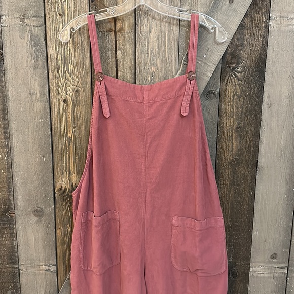 NWT Anthropologie Velvet by Graham & Spencer Emmie Pink Rose Overall Jumpsuit - Picture 2 of 11